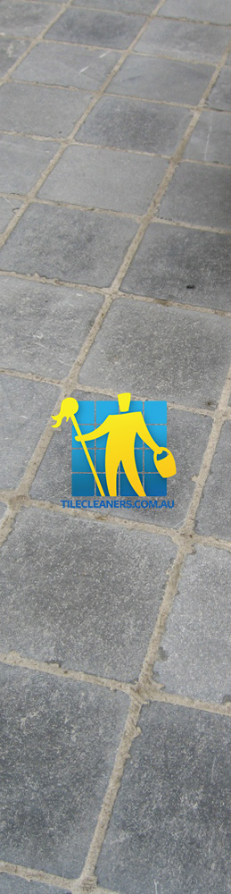 Canberra/Canberra Central/Campbell bluestone pavers tumbled small squares dirty