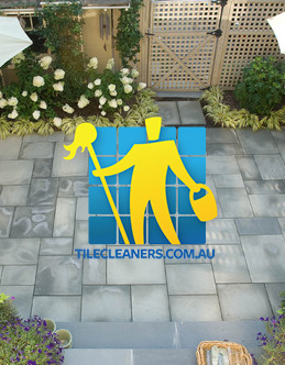 Melbourne/Mornington Peninsula bluestone tiles outdoor patio irregular pattern dark grout eclectic landscape