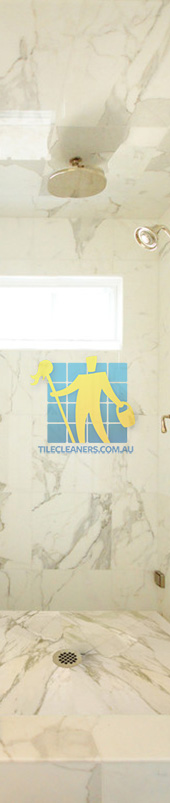marble tiles shower wall floor calcutta polished luxury bathroom Melbourne/Monash