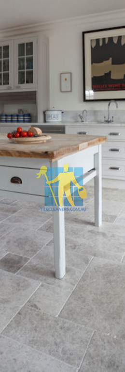 marble tumbled tundra tile kitchen Melbourne/Knox