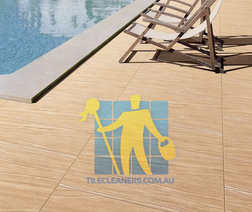 Onkaparinga sandstone outdoor pool