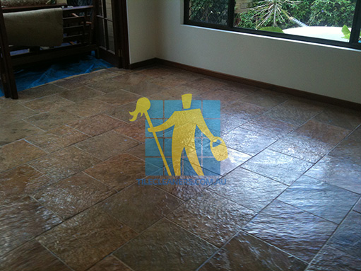 Gold Coast sealed tiles that look like slate in empty squre room with light irregular size sealed with matt finish sealer
