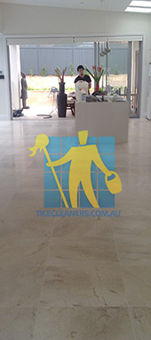 travertine tiles in large empty livingtoom large tiles after cleaning Sydney/Perth/Stirling/Westminster