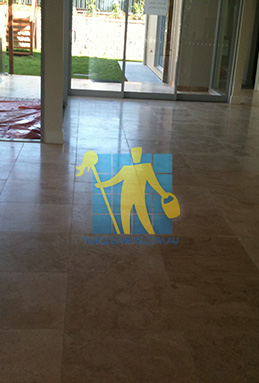 empty room of travertine tiles in large empty livingtoom large tiles after cleaning Sydney/Perth/Stirling/Balga